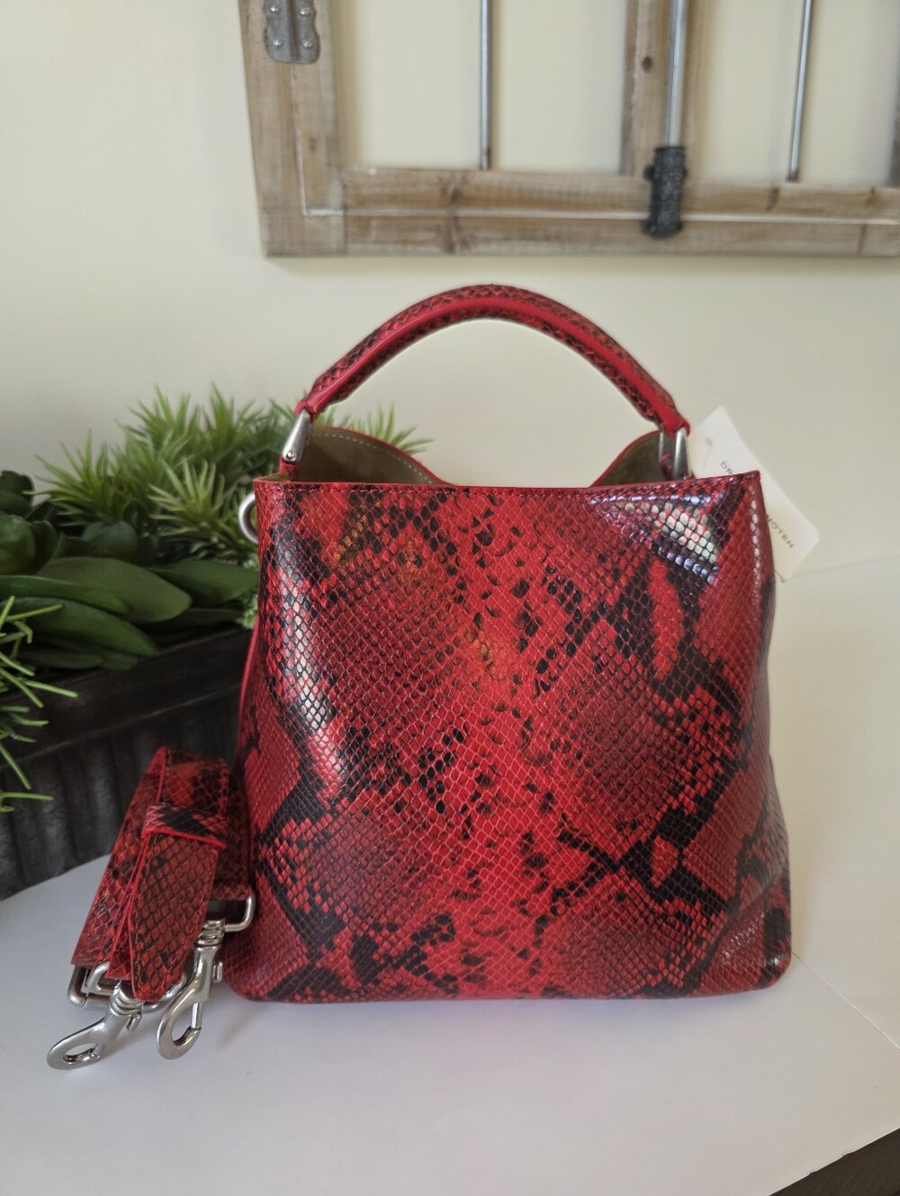 Dries Van Noten Vermilion Python Embossed Leather Hobo Bag- Runway Piece - Picture 4 of 15